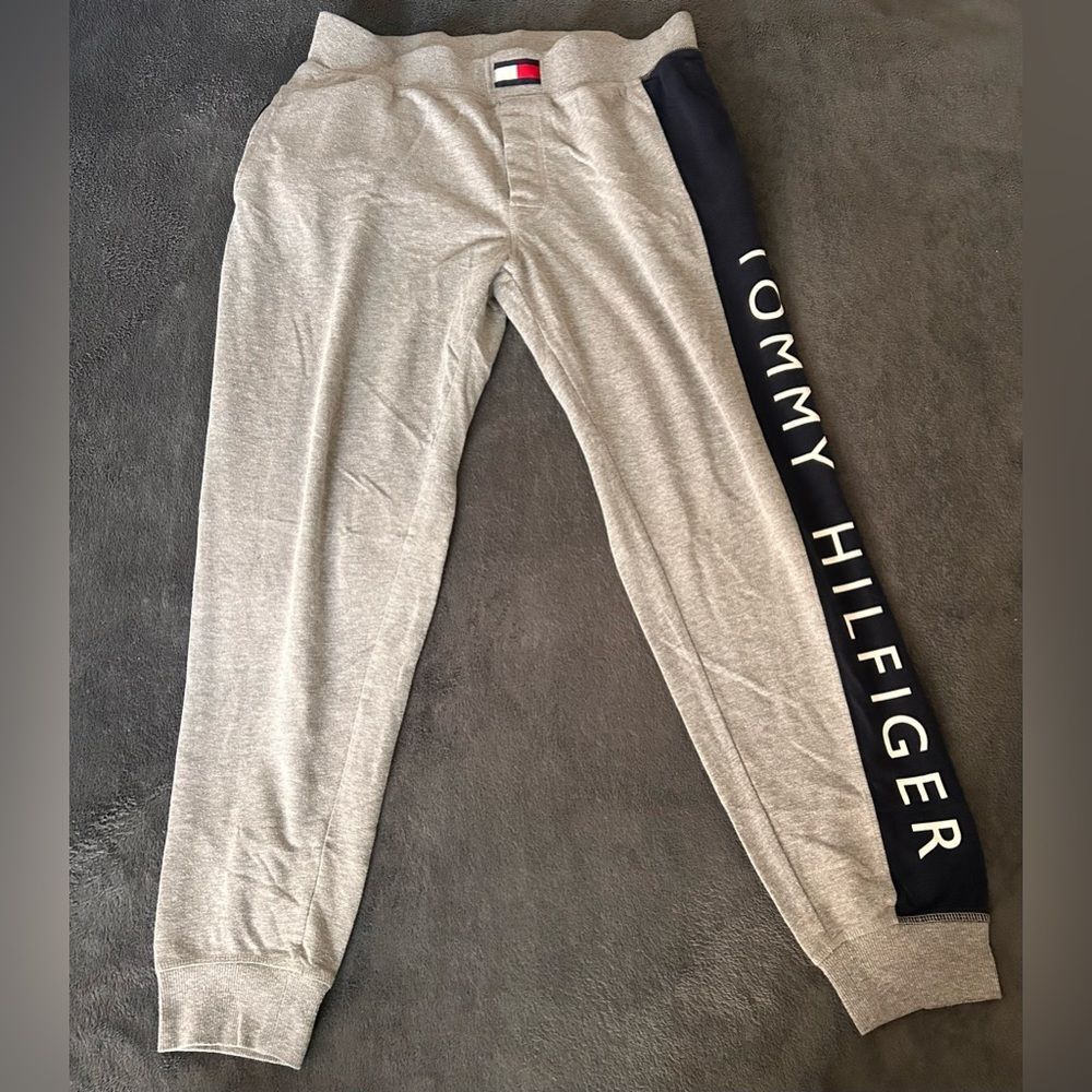 Men’s Tommy Hilfiger sleepwear/joggers